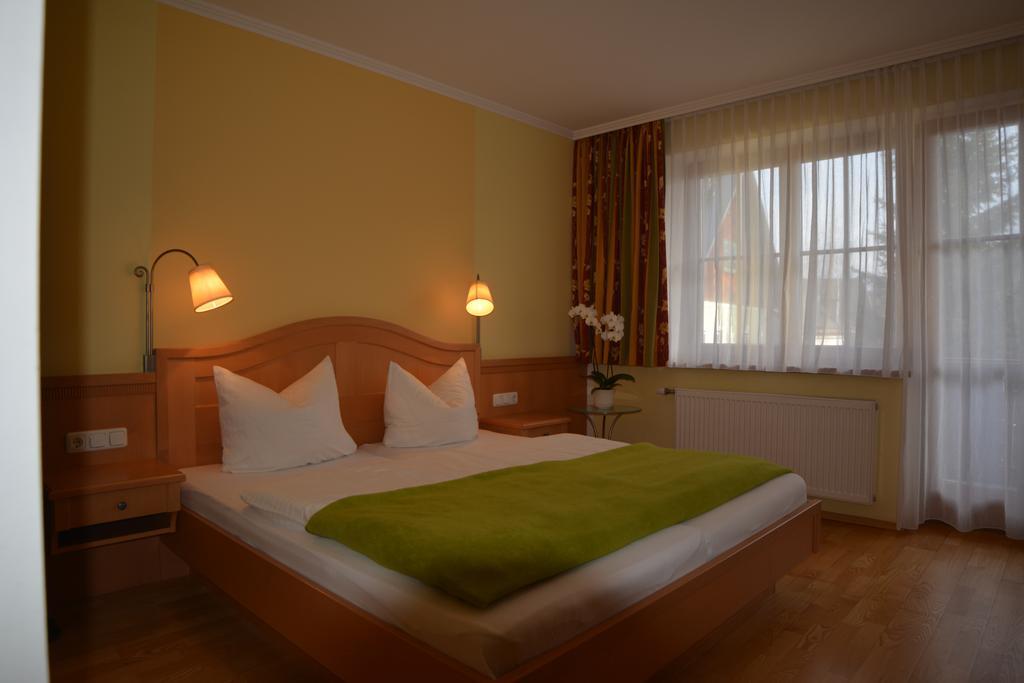 Peterwirt Hotel Bad Mitterndorf Exterior photo